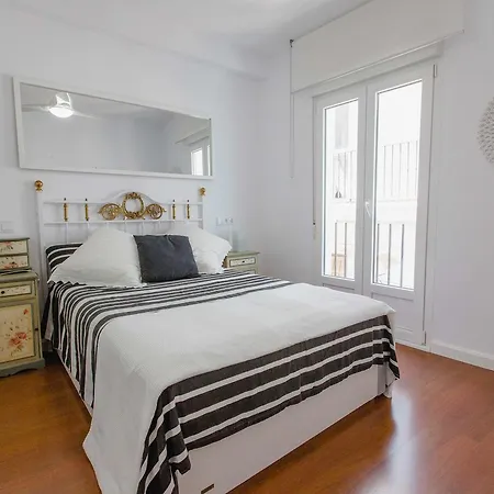 Apartamento A Un Pasito Del Mercado Cádiz Exterior foto